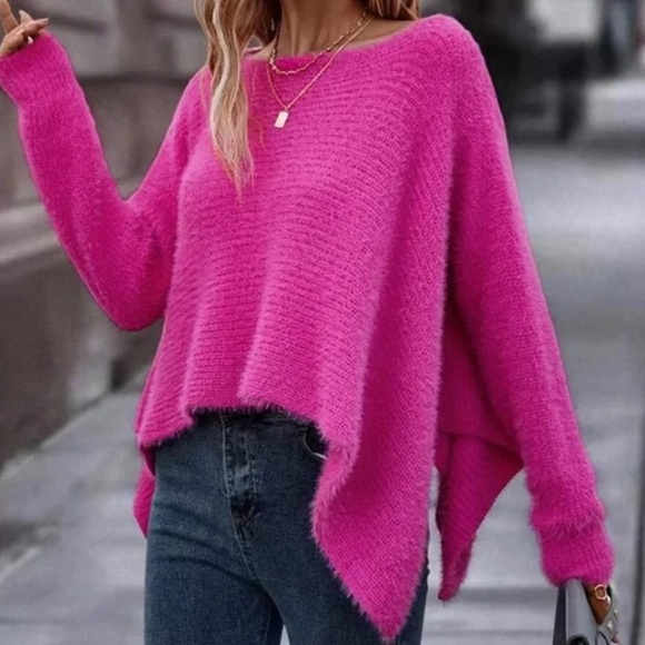 Cozy Sharkbite Hem Loose Fit Sweater - Picture 2 of 4